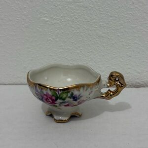 Vintage Miniature Footed Teacups w/ Pink Roses & Gold Rims, 2" Tall